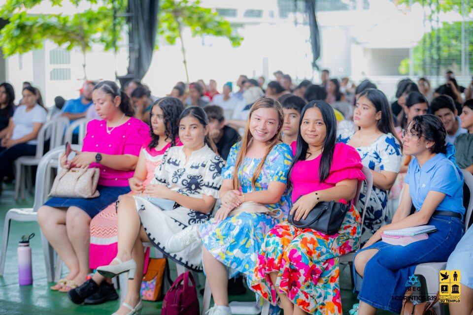 Niños representando el futuro